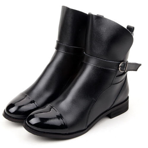 womens flat black booties