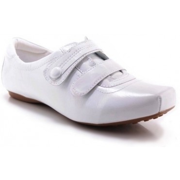 all white leather nursing shoes