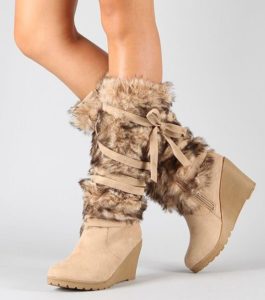 Eskimo Knee High Boots with Fur