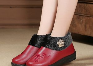 Fleece Lined Womens Slip On Boots