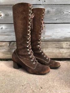 Knee High Vintage Lace Up Boots