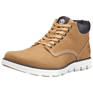 Laced Mens Chukka Boots