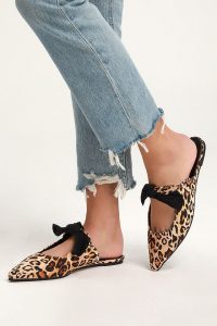 Leopard Print Pointed Toe Flats