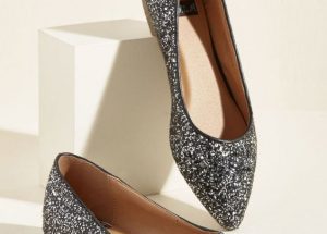 Silver Glittered Pointed Toe Flats